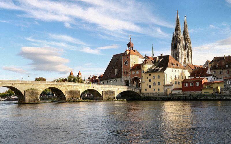 Khu phố cổ Altstadt sở hữu nhiều tòa nhà có nguồn gốc từ thời trung cổ